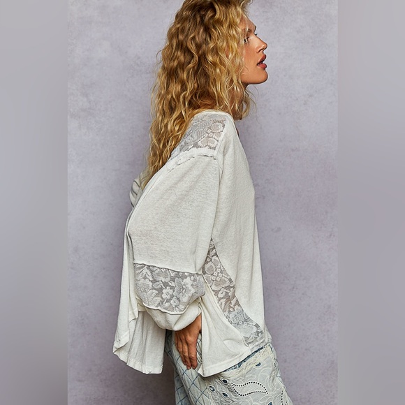 POL V-Neck Long Sleeve T-Shirt with Lace Detail - Picture 4 of 4